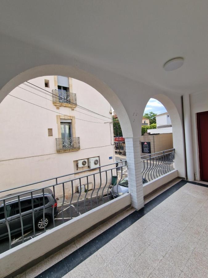 Maison Ping ,En Face Des Arenes Beziers Exterior photo
