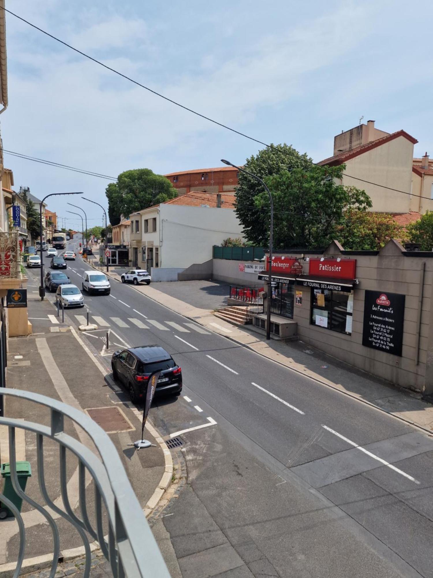 Maison Ping ,En Face Des Arenes Beziers Exterior photo