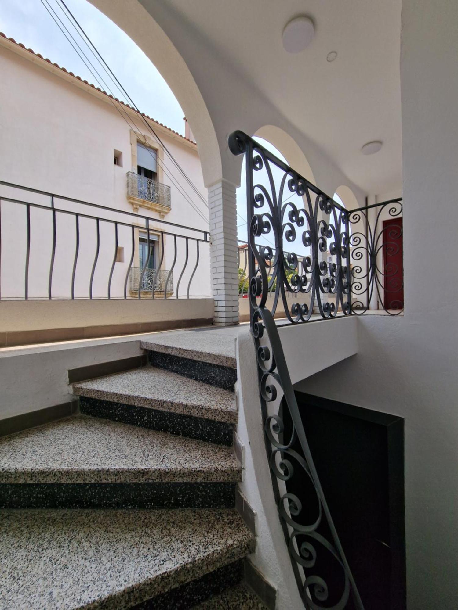 Maison Ping ,En Face Des Arenes Beziers Exterior photo