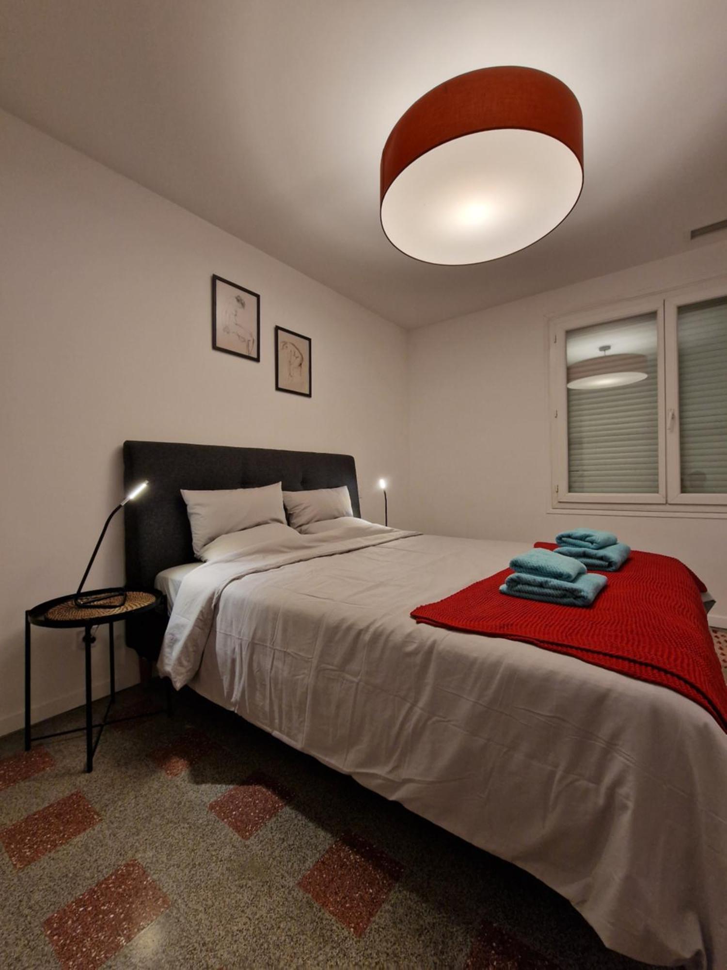 Maison Ping ,En Face Des Arenes Beziers Exterior photo